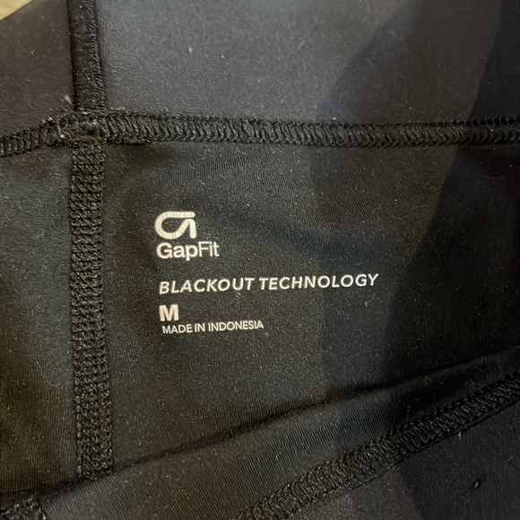 GapFit cropped athletic leggings - Picture 4 of 4